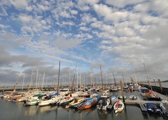 Duenenhuus West Modern Retreat * 于斯德